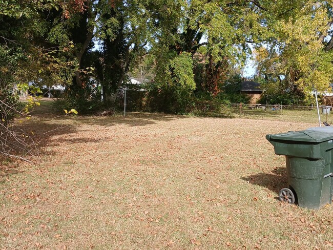 Building Photo - 3 Bedroom Rancher in Hampton