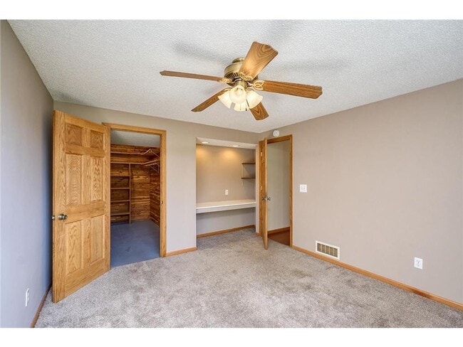 Building Photo - 8106 Dakota Ln