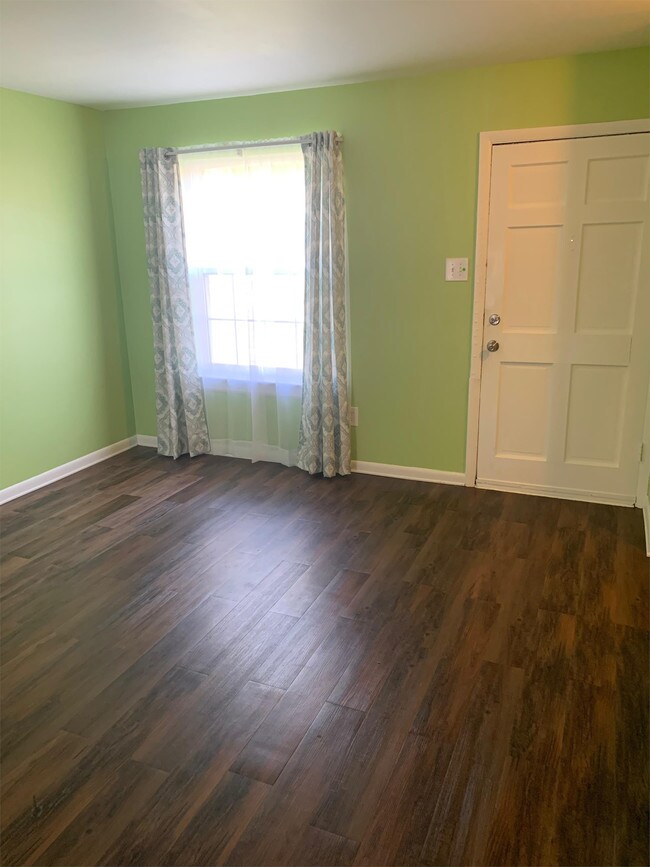 Building Photo - 1531 Stowmarket Ct