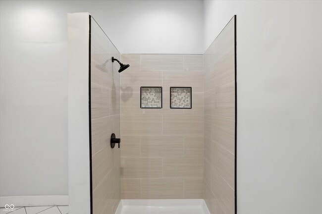 Building Photo - 1232 Keystone Ave