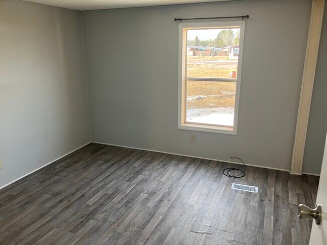 Building Photo - 55 E Riling St