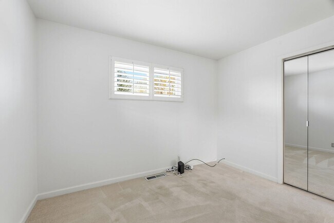 Building Photo - One-of-a-Kind Home with Pool, Gazebo, and Sunken Conversation Pit!