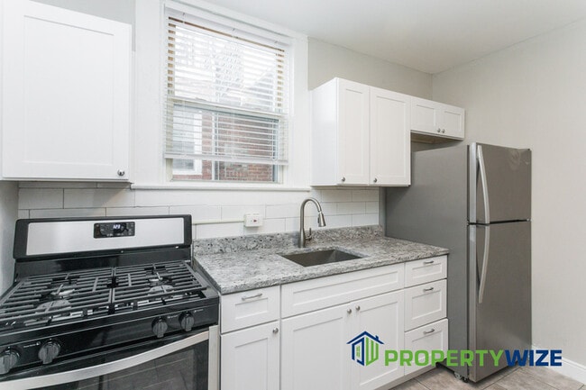 Building Photo - 1814 E 30th St