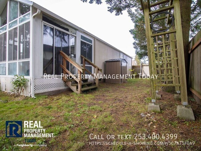 Building Photo - 1712 S 39th St