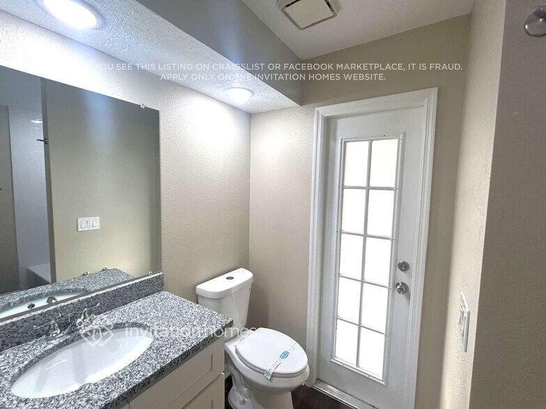 Building Photo - 4609 Rockingchair Dr