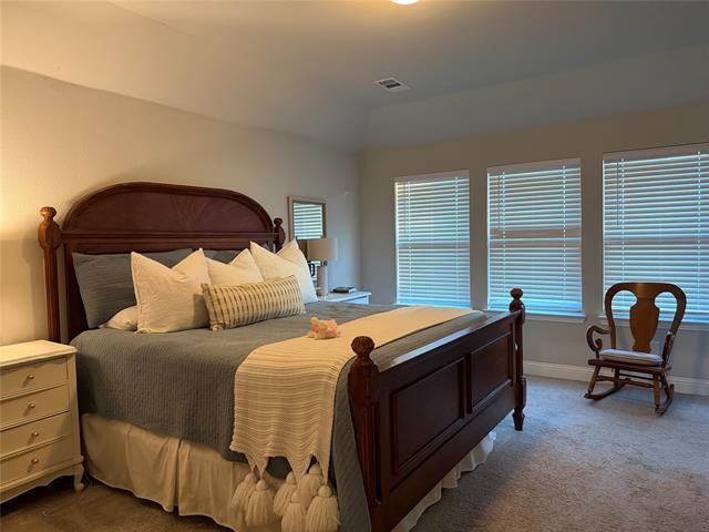 Building Photo - 15904 Holly Crk