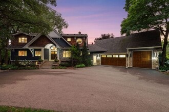 Building Photo - Minnetonka Lakeshore