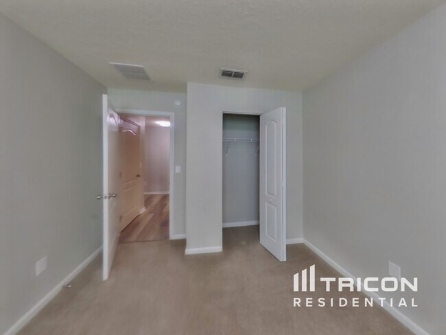 Building Photo - 3509 Grayson Ln