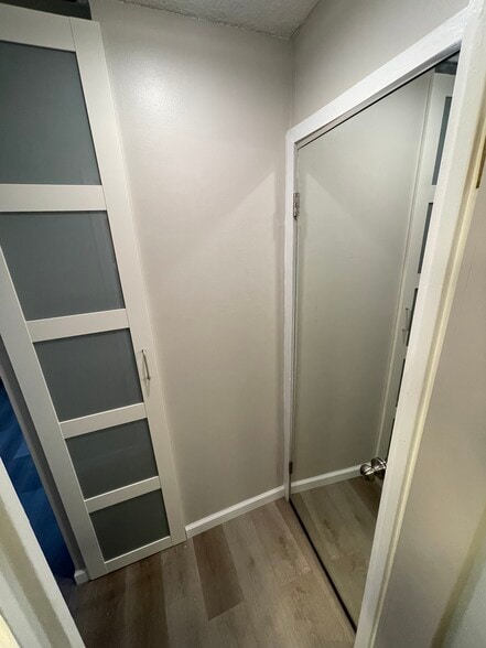 Building Photo - 2740 N Pine Grove Ave