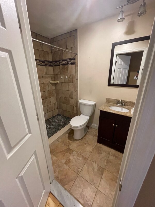 Building Photo - 37 Main St