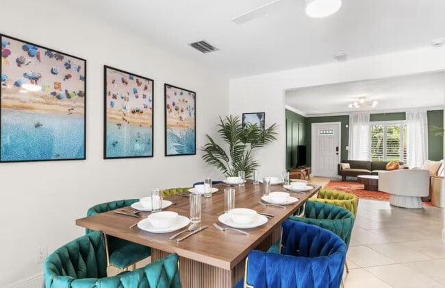 Building Photo - 3351 NW 67th St