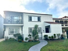 Building Photo - 1050 S Hayworth Ave