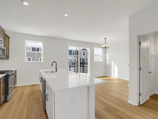 Building Photo - 4778 Foxtail Ln