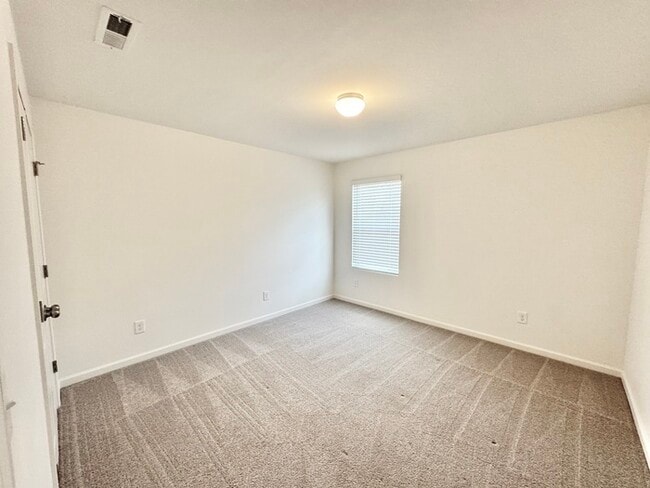 Building Photo - 3 br paired home with 2nd floor loft 2 car garage near I-40 and I-77