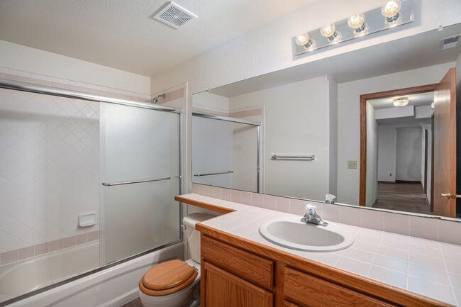 Building Photo - Available Now – Beautiful Ranch Home on a ...