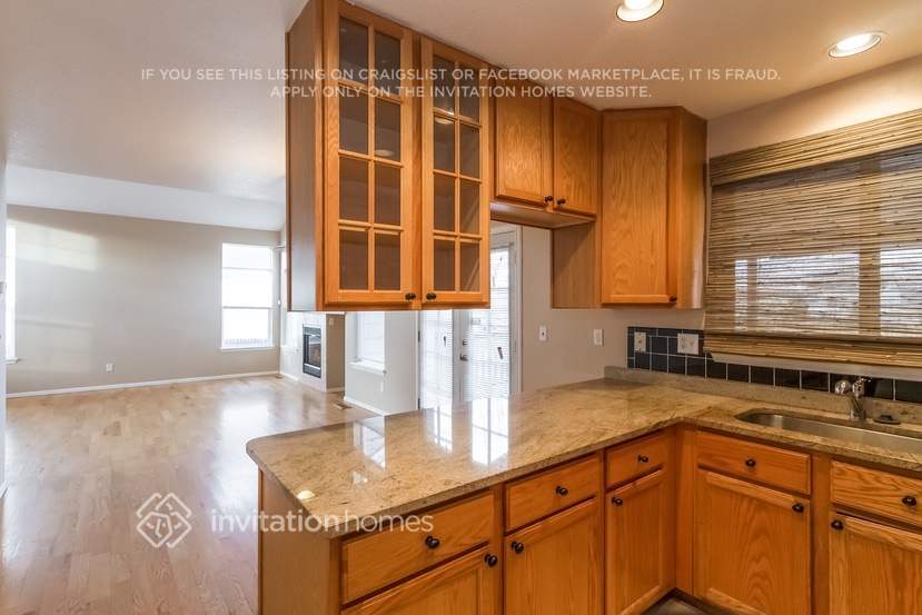 Building Photo - 8738 Snowbird Way