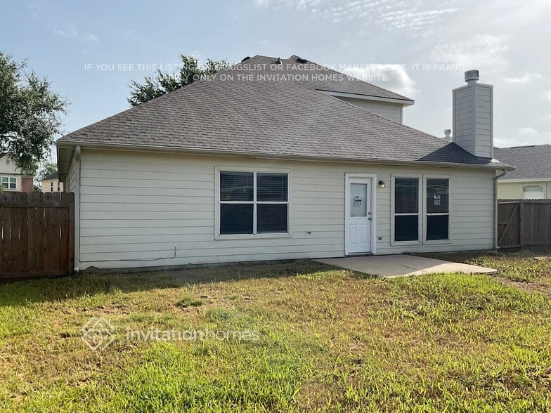 Building Photo - 2623 Cardinal Elm St