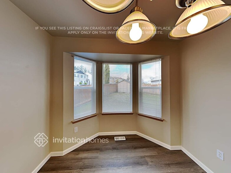 Building Photo - 12011 130th St E