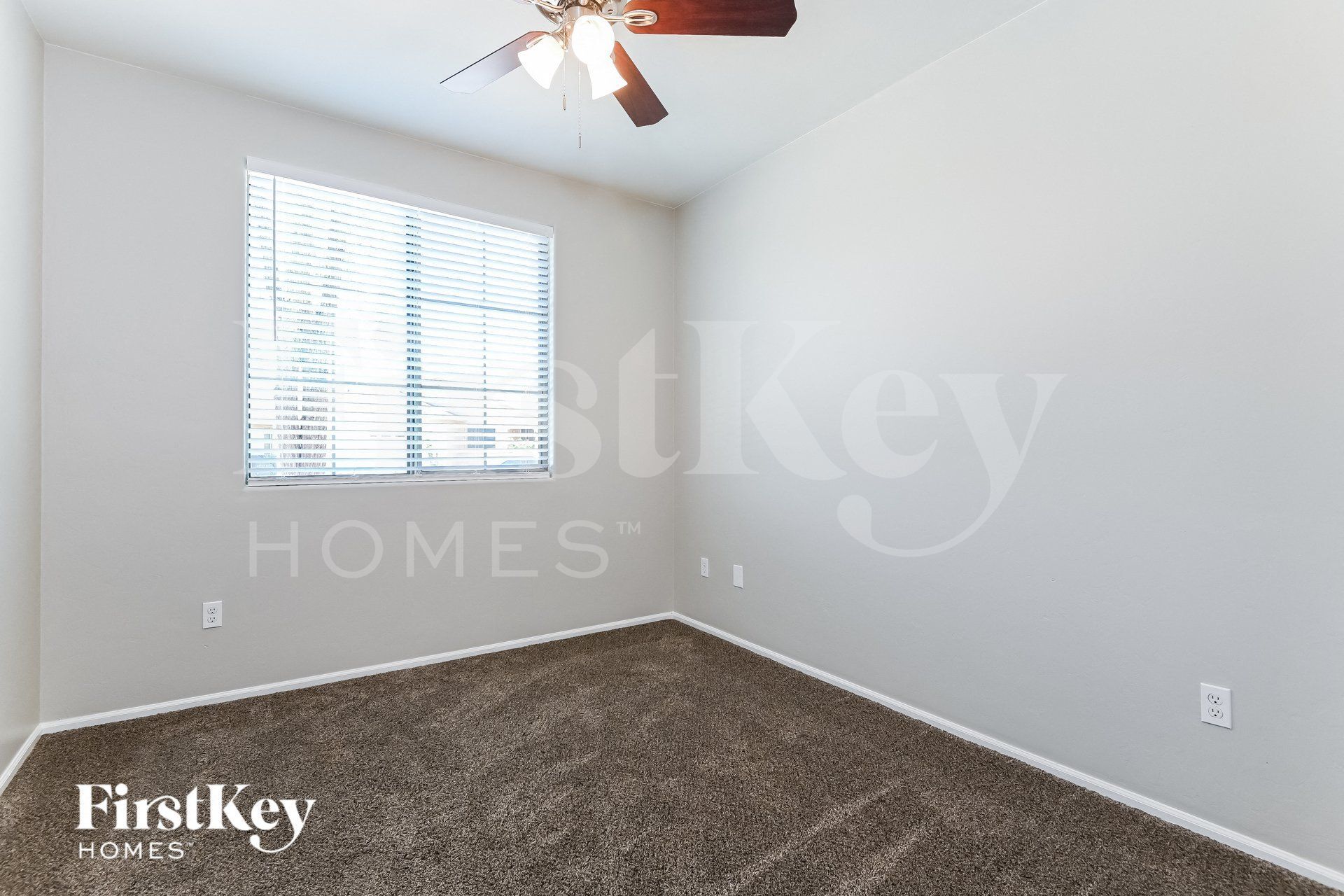 Building Photo - 3246 S Lakeside Ridge Loop