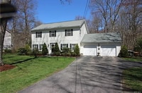 Building Photo - 4 Bed - 2.5 Bath: Single Family Home in Oa...
