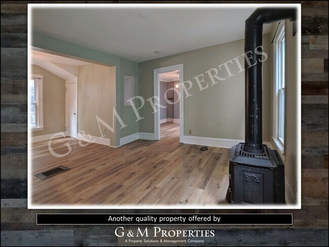 Building Photo - 3-Bedroom Rental Home: South Wedge Neighborhood!