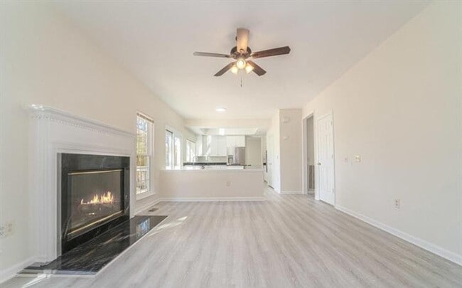 Building Photo - 13116 Holly Leaf Ct