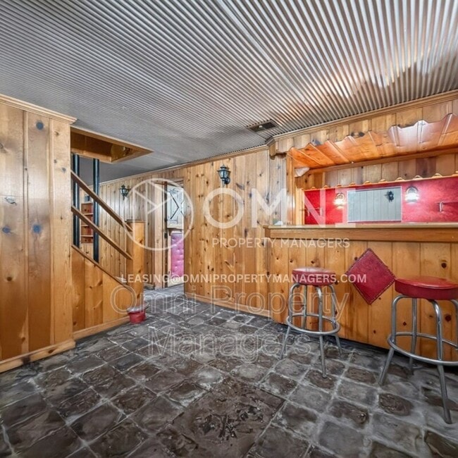Building Photo - 11529 Roxbury St