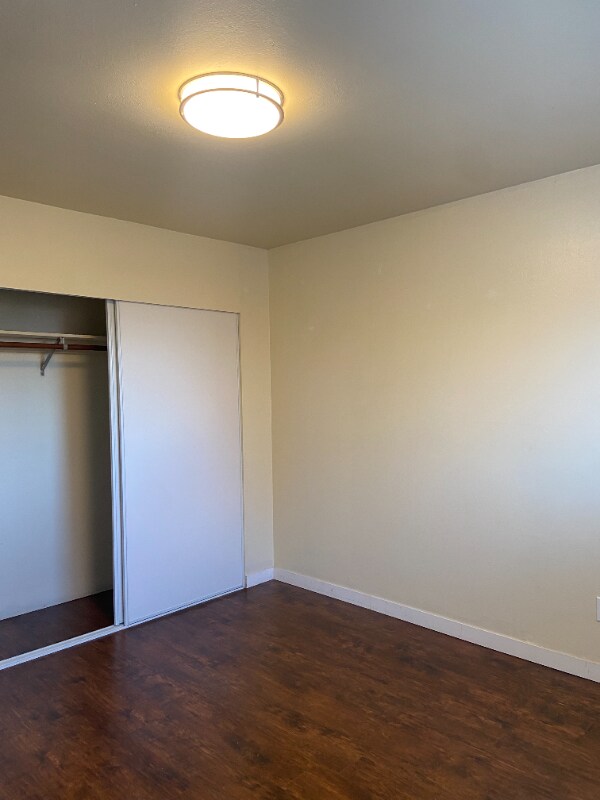 Building Photo - 1401 E Harrison St