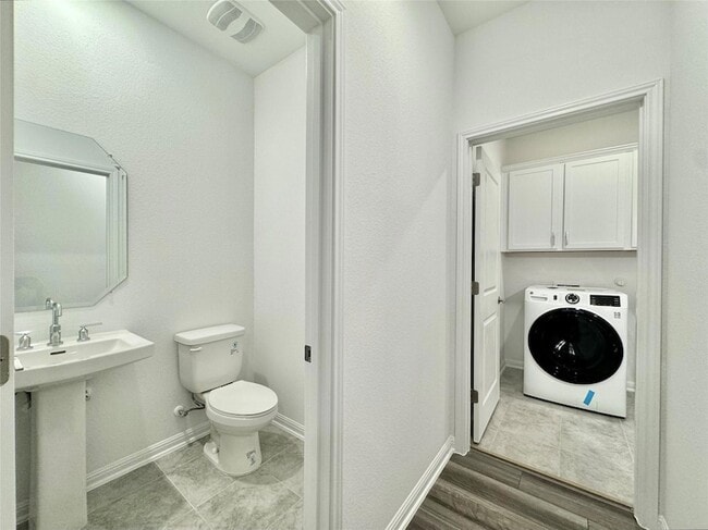 Building Photo - 611 Emory Crossing Blvd