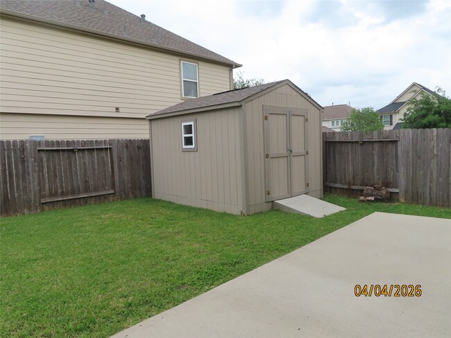 Building Photo - 15631 S Fall Fern Cir