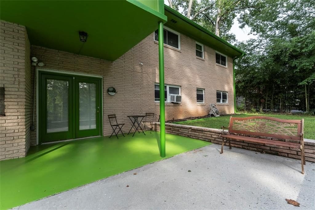 Building Photo - 2560 Piney Wood Ln