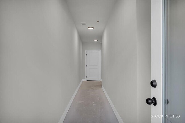 Building Photo - 1038 Homestead Wy St