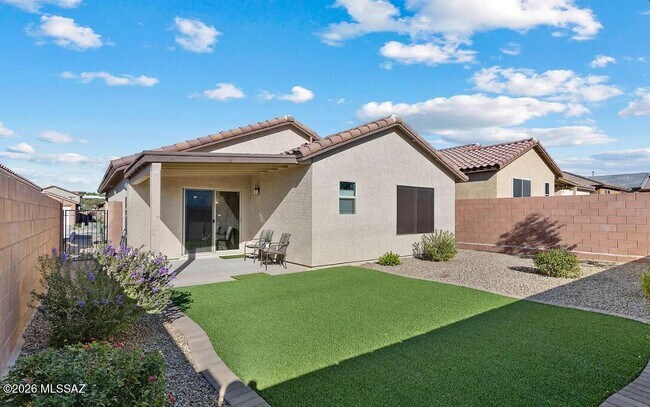 Building Photo - 9306 N Agave Gold Rd