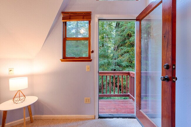 Building Photo - 1785 Austin Creek Rd