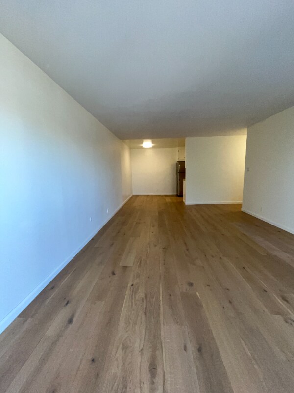 Building Photo - 30 Corwin St