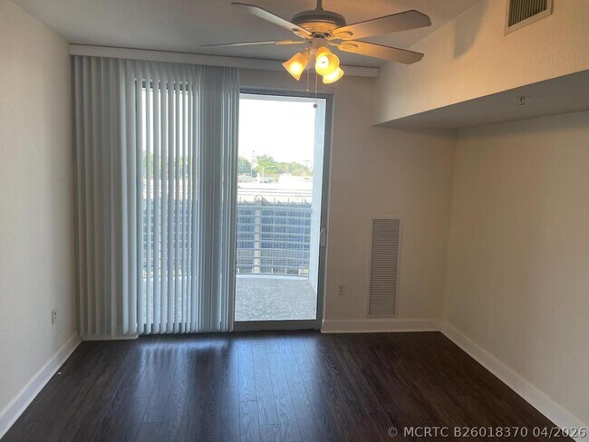 Building Photo - 1830 Radius Dr