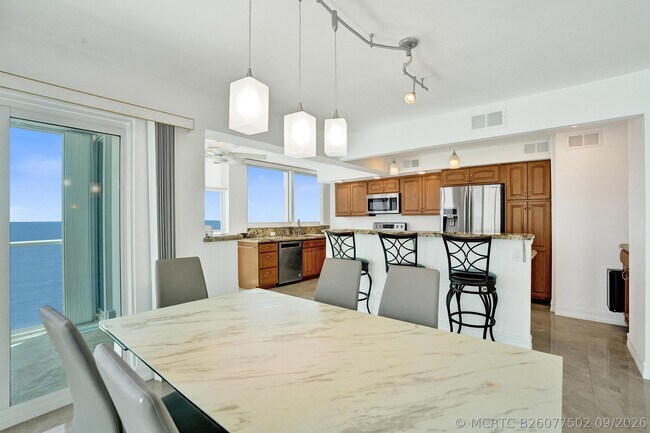 Building Photo - 1360 S Ocean Blvd