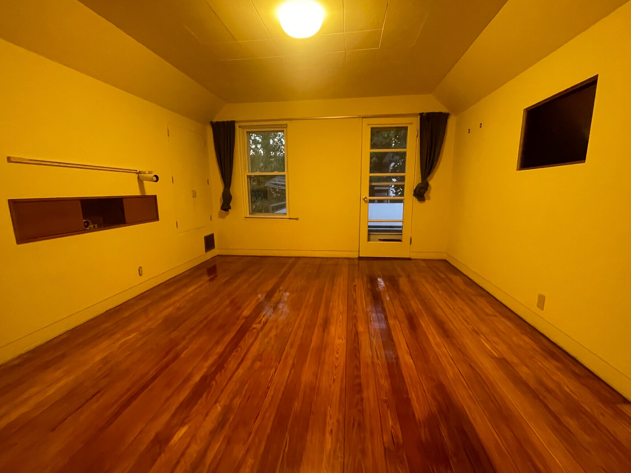 Building Photo - 10 Packard Ave