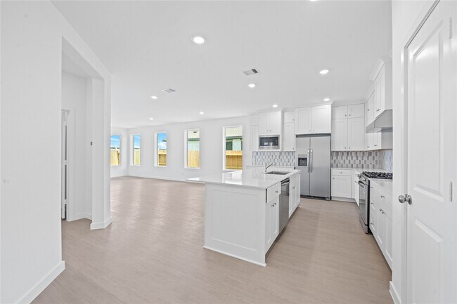 Building Photo - 16618 Golden Harvest Dr