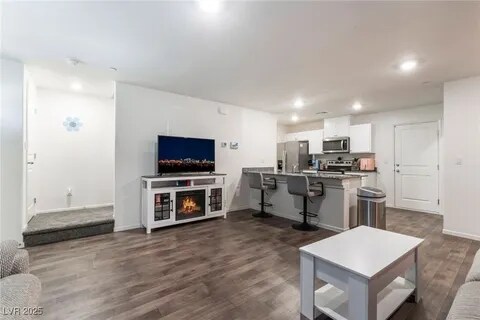 Building Photo - 1145 Meadow Sparrow Pl