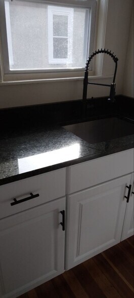 Building Photo - 305 Alewife Brook Pky