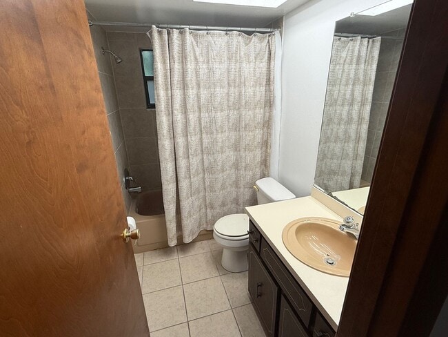 Building Photo - NICE TWO BEDROOM TWO BATH HOME IN GREAT NEIGHBORHOOD !!!!