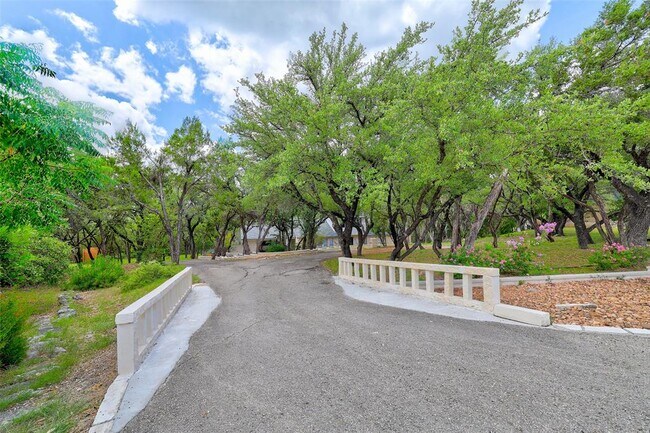 Building Photo - 7903 Entrada Cove