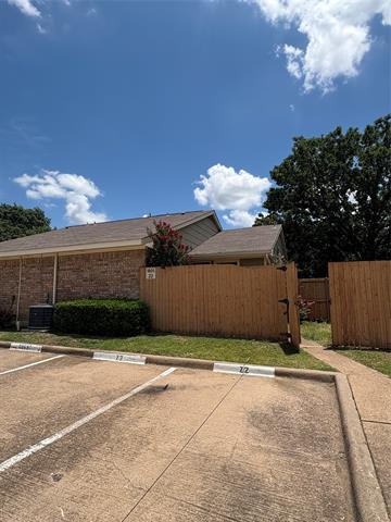Building Photo - 1805 W Spring Creek Pkwy