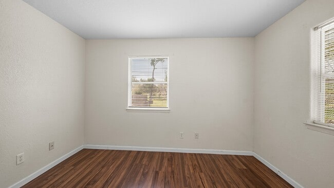 Building Photo - 2216 Avenue F
