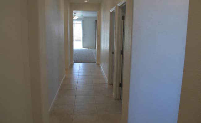 Building Photo - 4467 Jennifer Wy