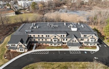 Building Photo - 26 Union St