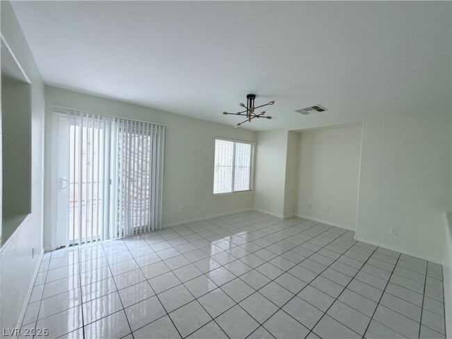 Building Photo - 7290 Linaria Rd