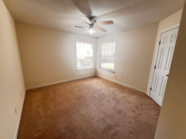 Building Photo - First Floor 3 Bedroom, 2 Bath Condo at Riverwoods in Murrells Inlet!