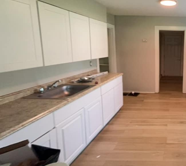 Building Photo - Bungalow in the Pleasure Ridge Park Neighb...